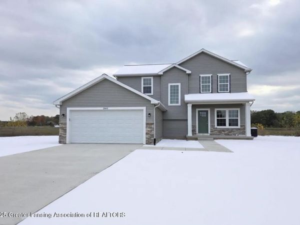 15277 Sherwood Lane, Lansing, MI 48906