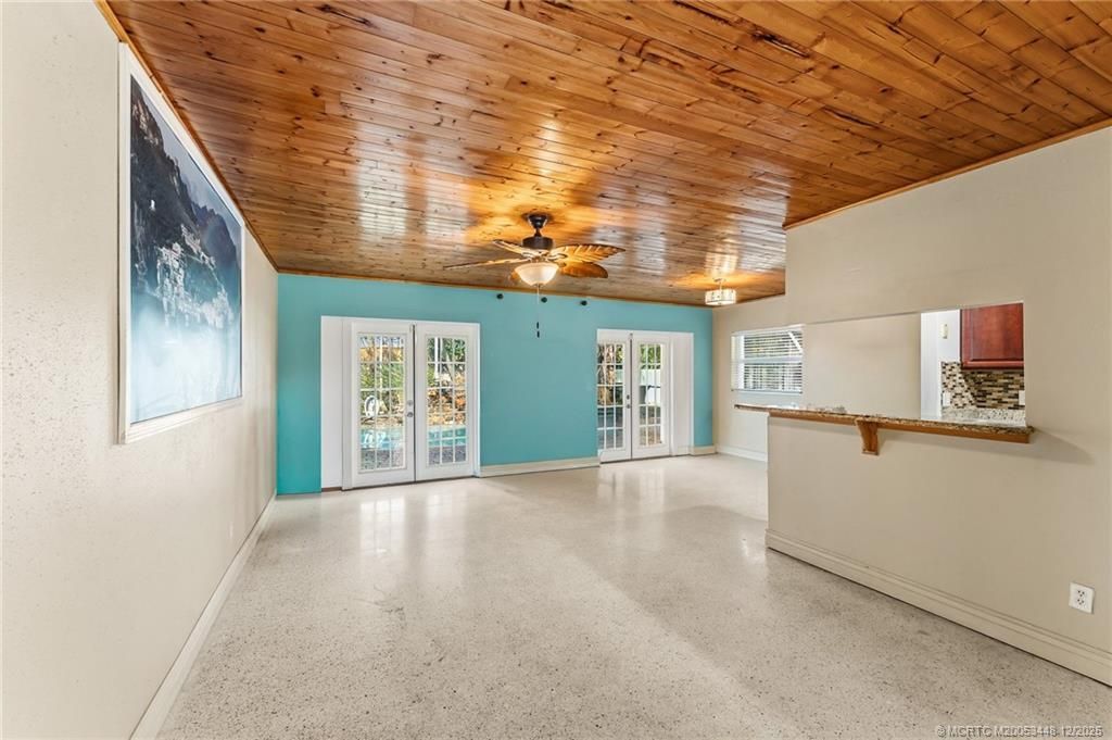 1425 SE San Sovina Terrace, Port Saint Lucie, FL 34952 Photo