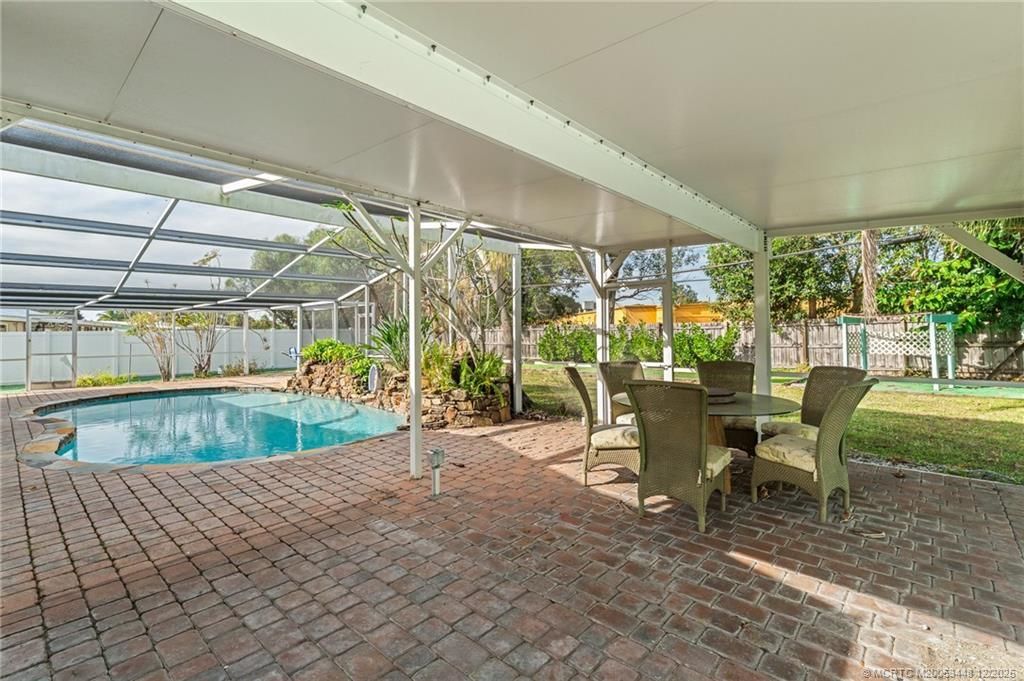 1425 SE San Sovina Terrace, Port Saint Lucie, FL 34952 Photo