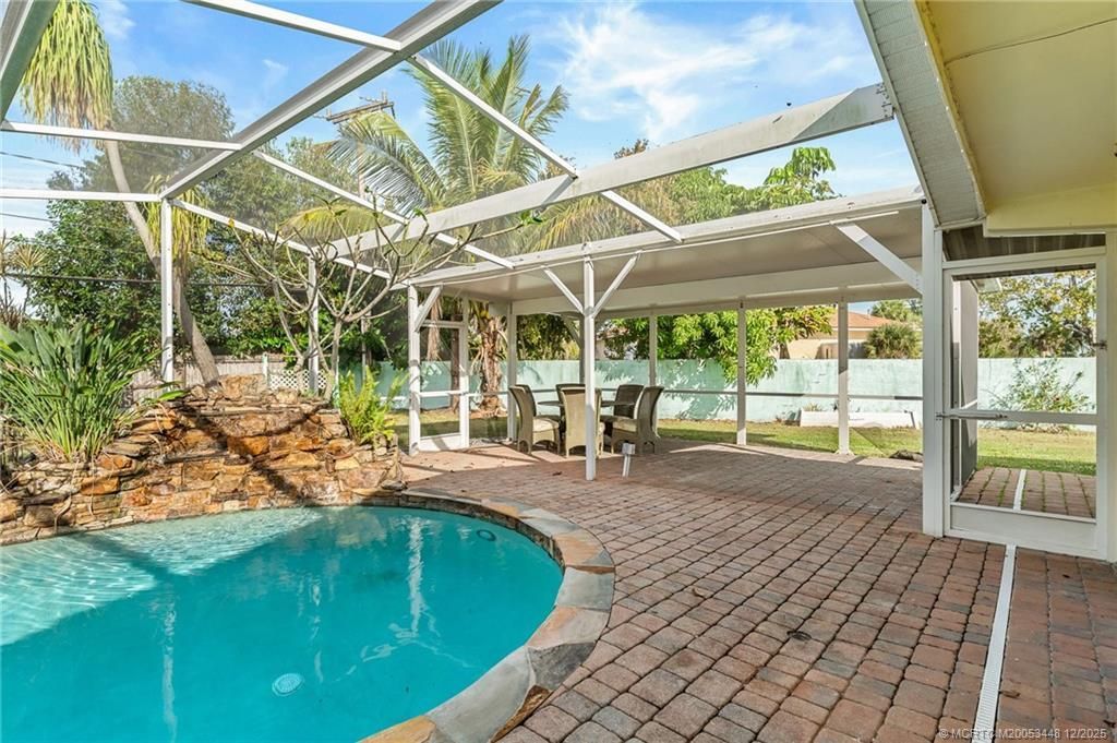 1425 SE San Sovina Terrace, Port Saint Lucie, FL 34952 Photo