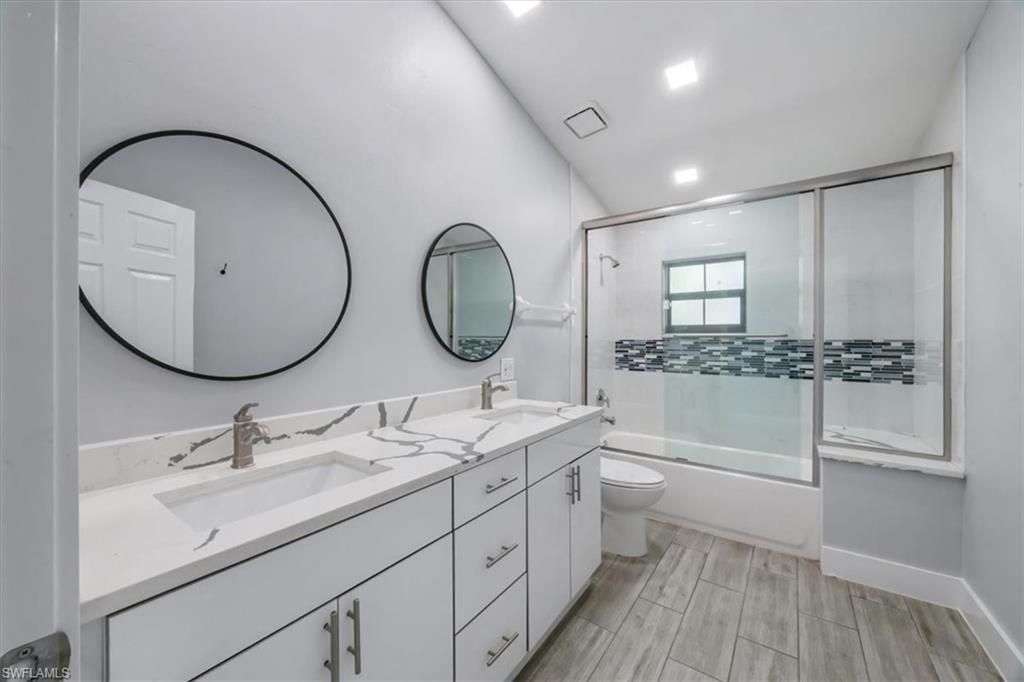 6161 Waxmyrtle Way, Naples, FL 34109 Photo