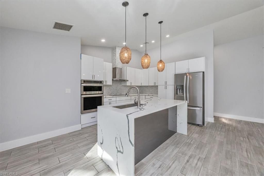 6161 Waxmyrtle Way, Naples, FL 34109 Photo