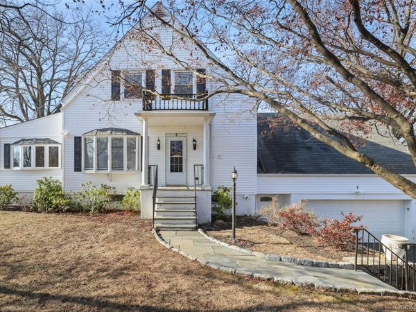 3 Oakridge Drive, Port Chester, NY 10573