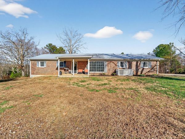 2191 Highway 100, Centerville, TN 37033