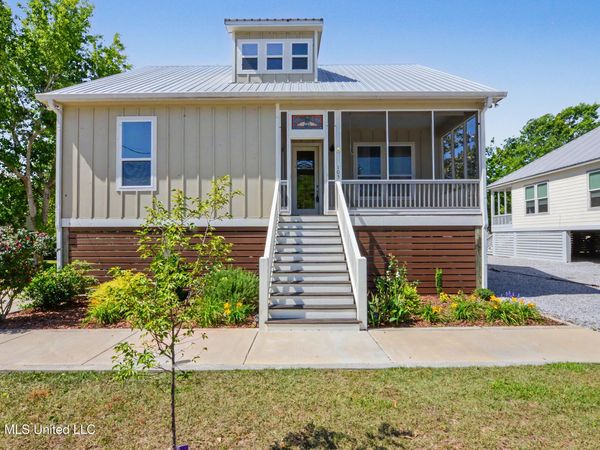 105 Adrienne Court, Waveland, MS 39576