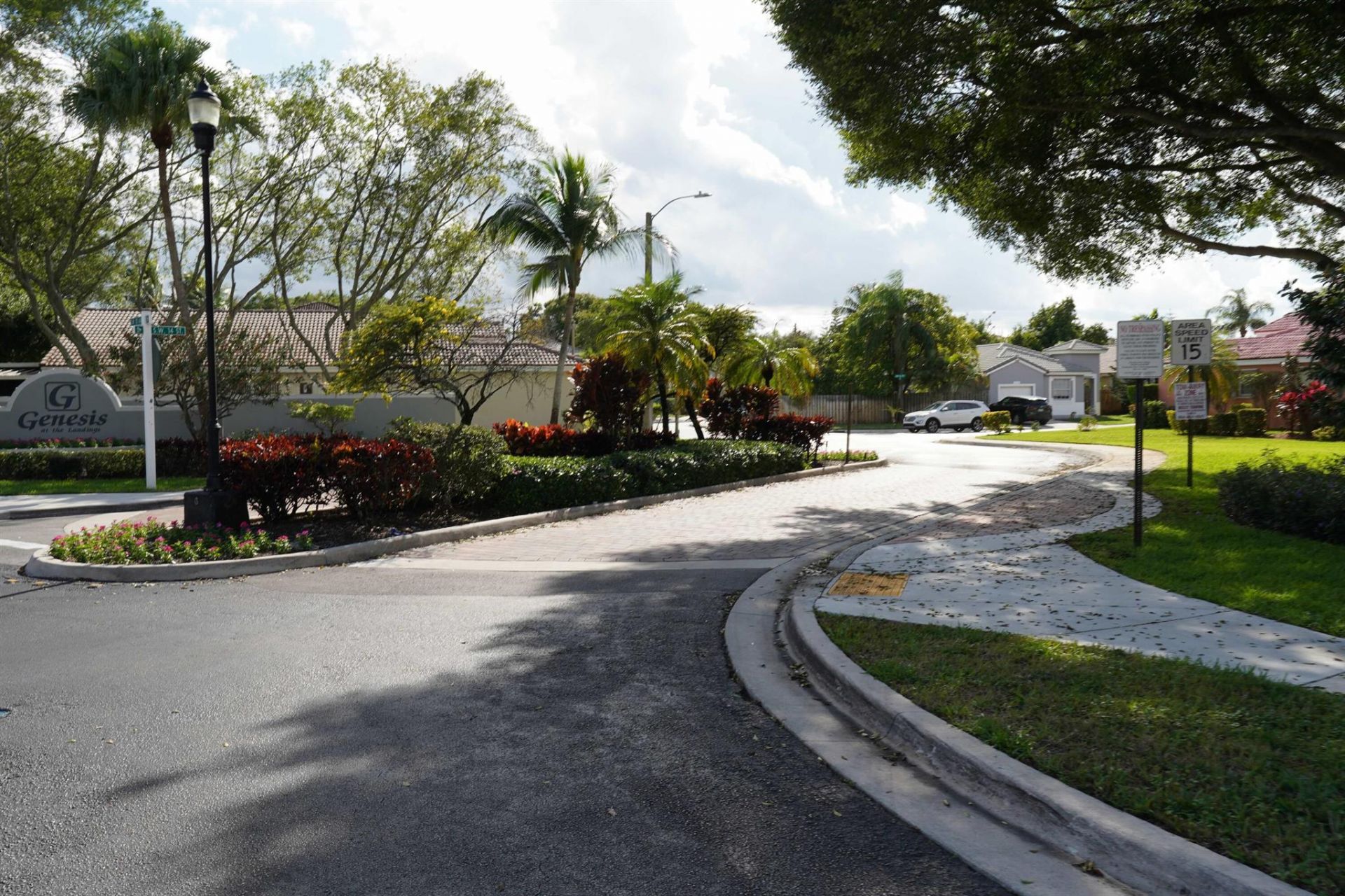 10245 SW 16th Court, Pembroke Pines, FL 33025 Photo