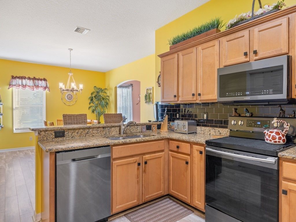 221 Briarcliff Circle, Sebastian, FL 32958 Photo