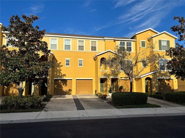 7325 BLACK WALNUT WAY, Unit 7325, LAKEWOOD RANCH, FL 34202