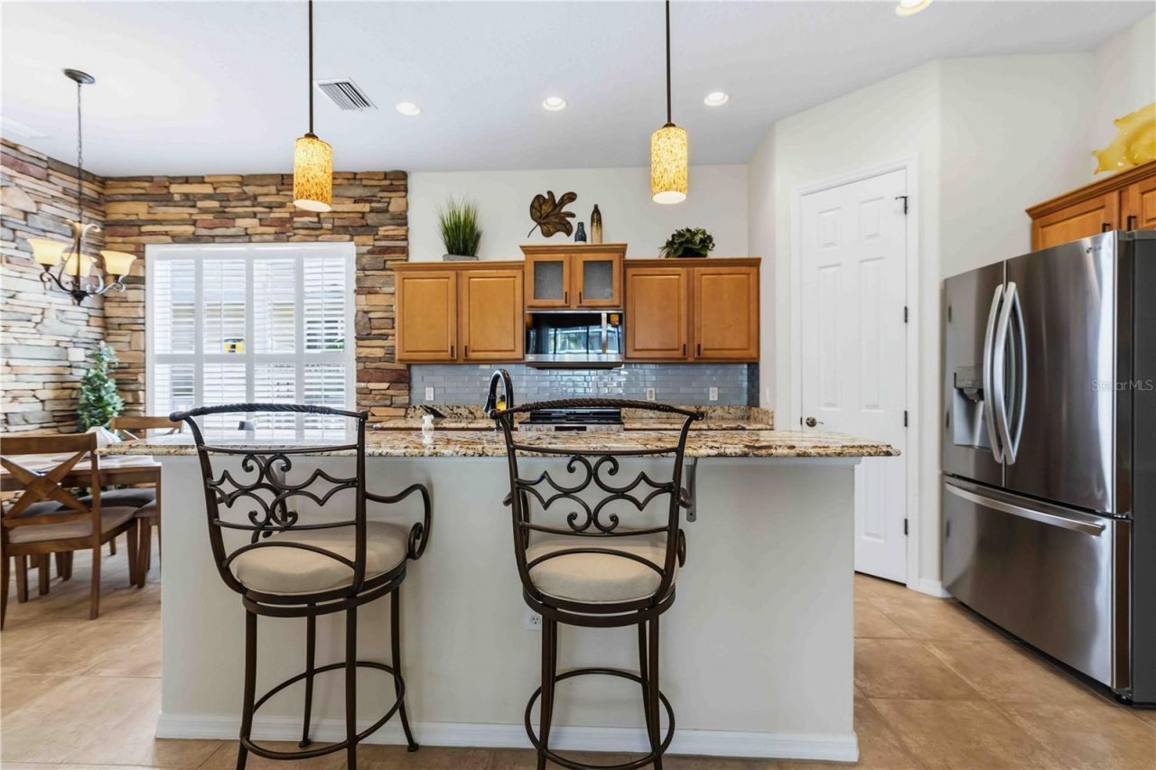 7915 Edmonston Circle, University Park, FL 34201 Photo