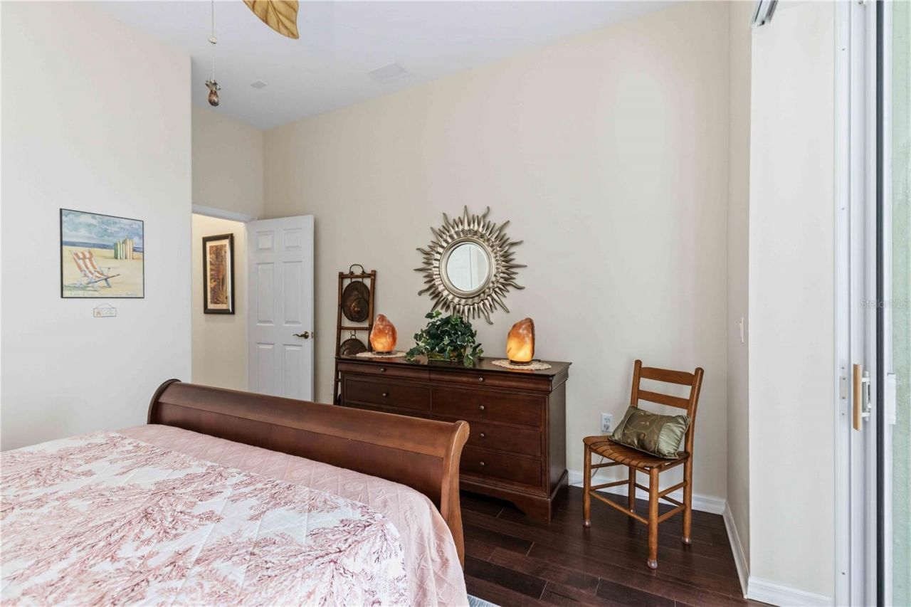 7915 Edmonston Circle, University Park, FL 34201 Photo