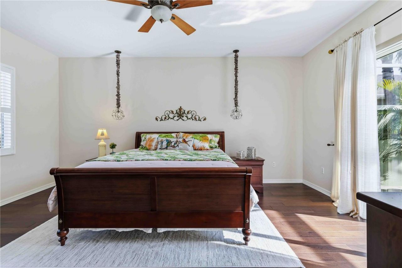 7915 Edmonston Circle, University Park, FL 34201 Photo