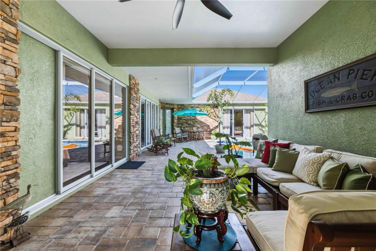 7915 Edmonston Circle, University Park, FL 34201 Photo