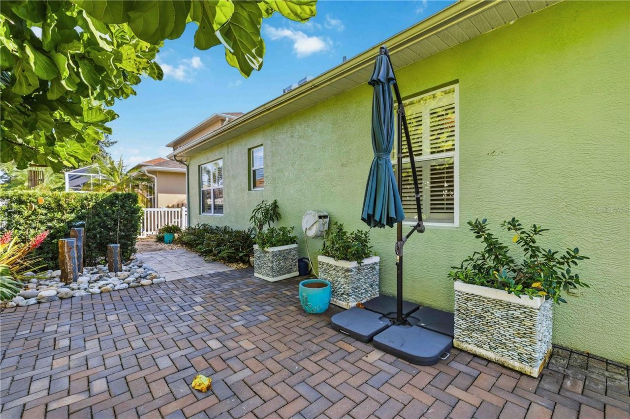 7915 Edmonston Circle, University Park, FL 34201 Photo