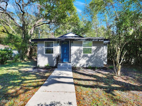 5807 CASTELLANO Avenue, Jacksonville, FL 32208