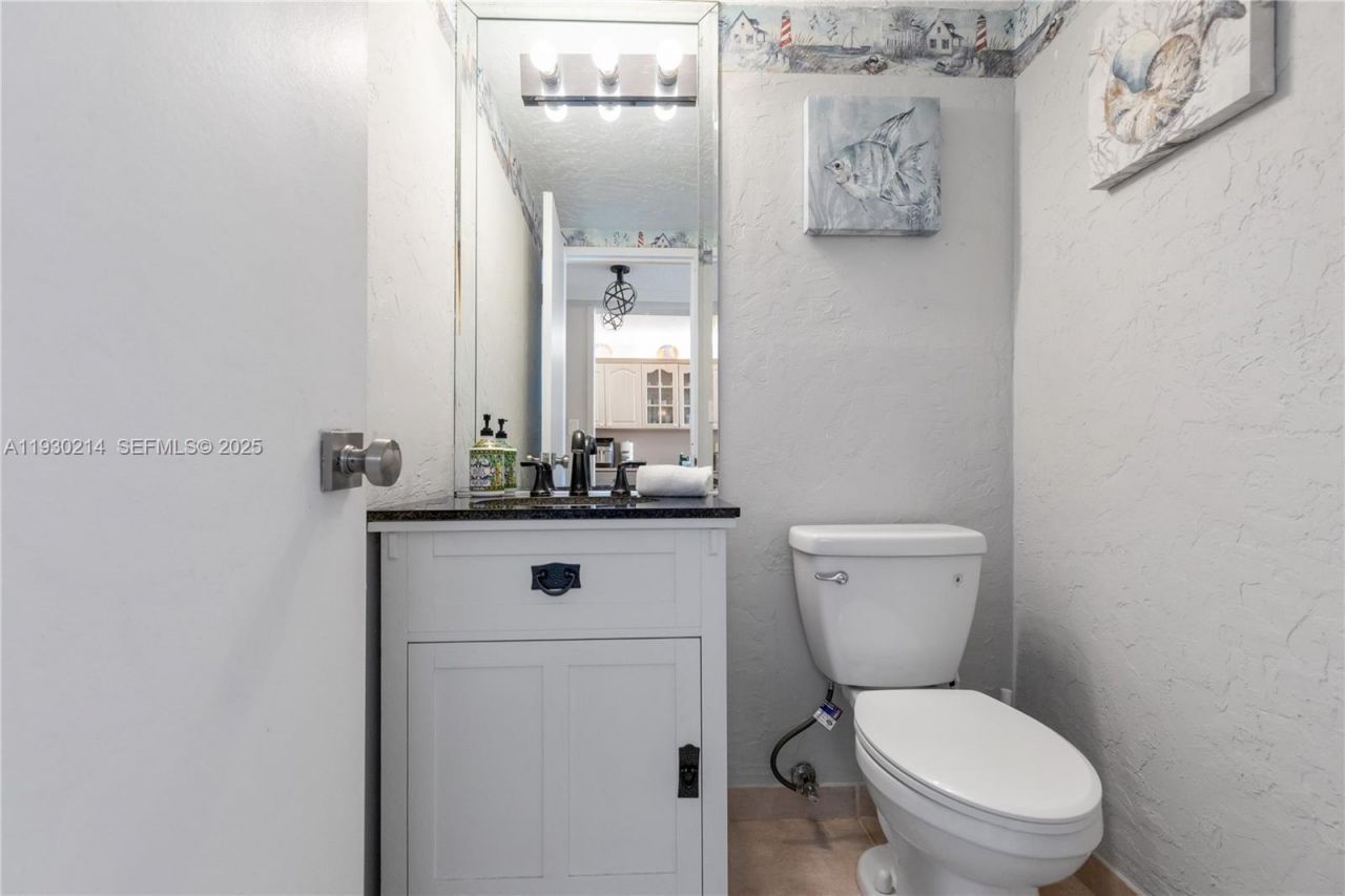 3725 S Ocean Dr, Unit 1421, Hollywood, FL 33019 Photo