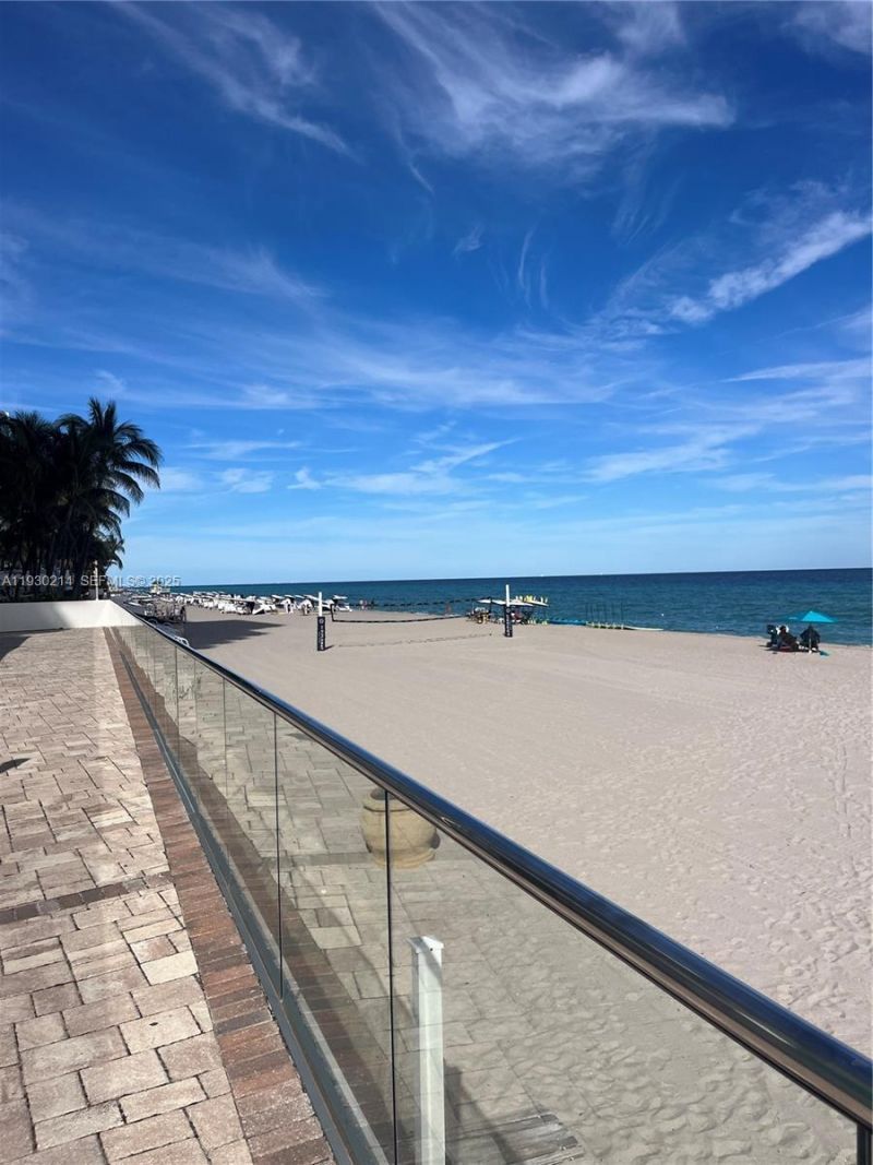 3725 S Ocean Dr, Unit 1421, Hollywood, FL 33019 Photo