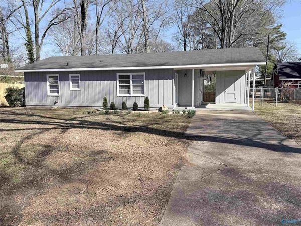 1406 20th Avenue SE, Decatur, AL 35601