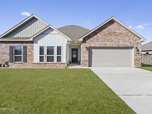 9553 Mallette Drive, Biloxi, MS 39532