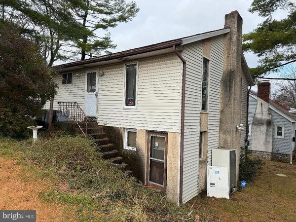 1234 S LUMBER STREET, ALLENTOWN, PA 18103