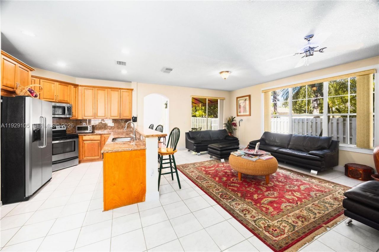 15241 SW 51st St, Miramar, FL 33027 Photo