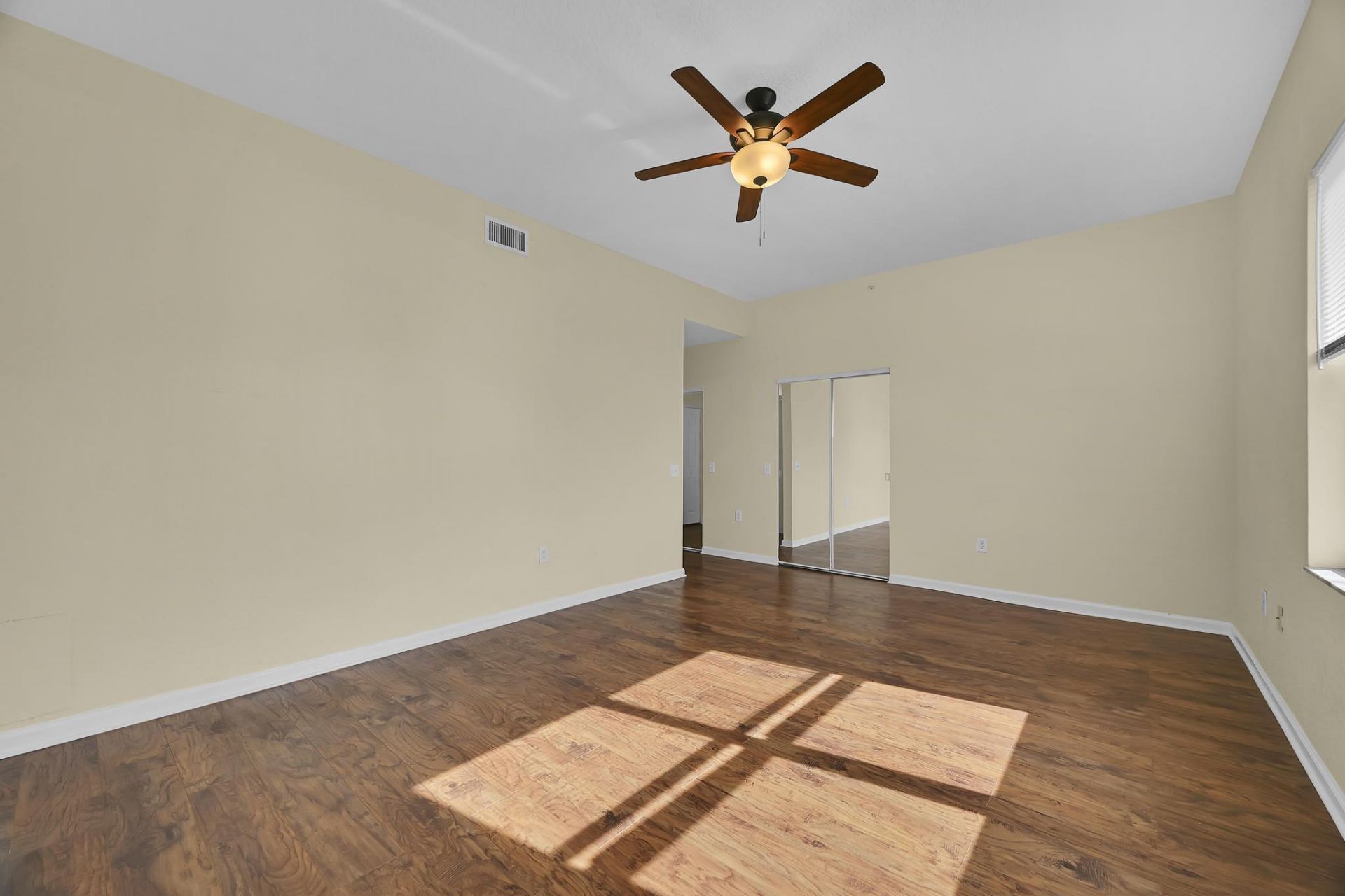 1650 Presidential Way, Unit 504, West Palm Beach, FL 33401 Photo