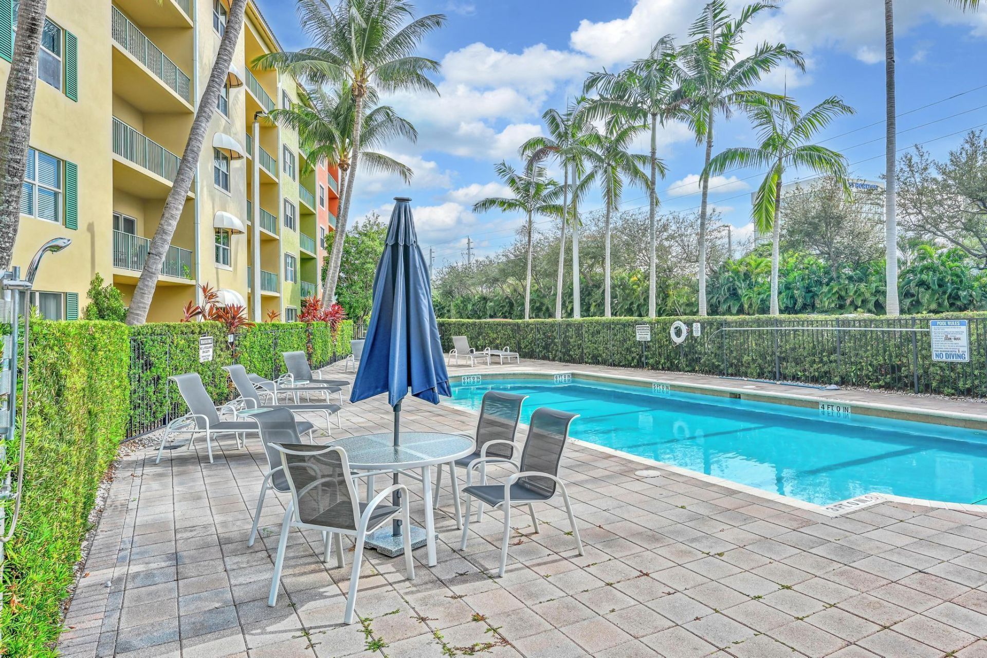 1650 Presidential Way, Unit 504, West Palm Beach, FL 33401 Photo