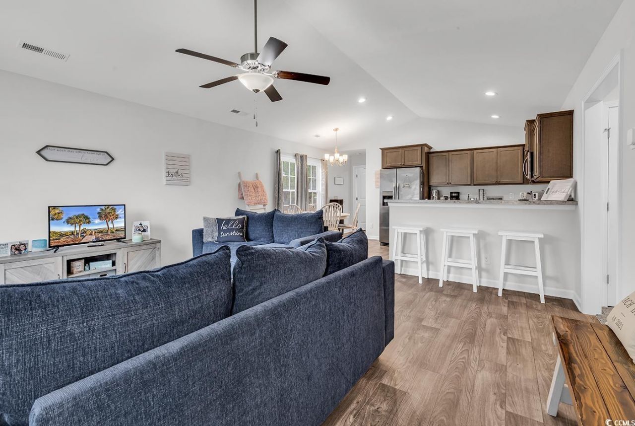 82 Desurrency Ct. Photo 7