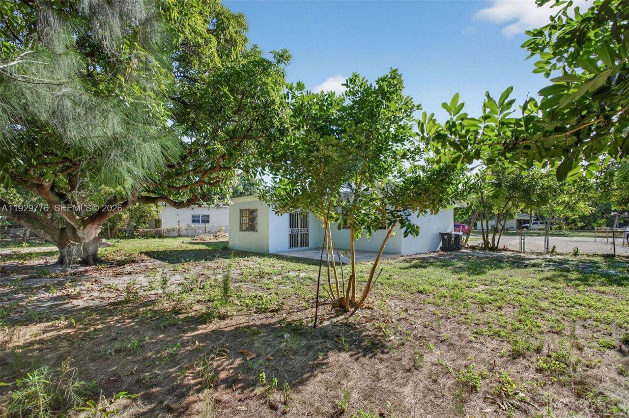 1249 NW 18th St, Fort Lauderdale, FL 33311 Photo