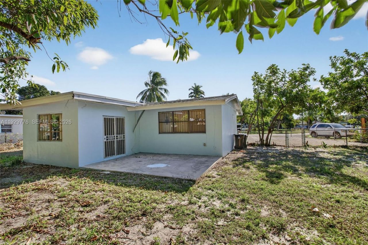 1249 NW 18th St, Fort Lauderdale, FL 33311 Photo