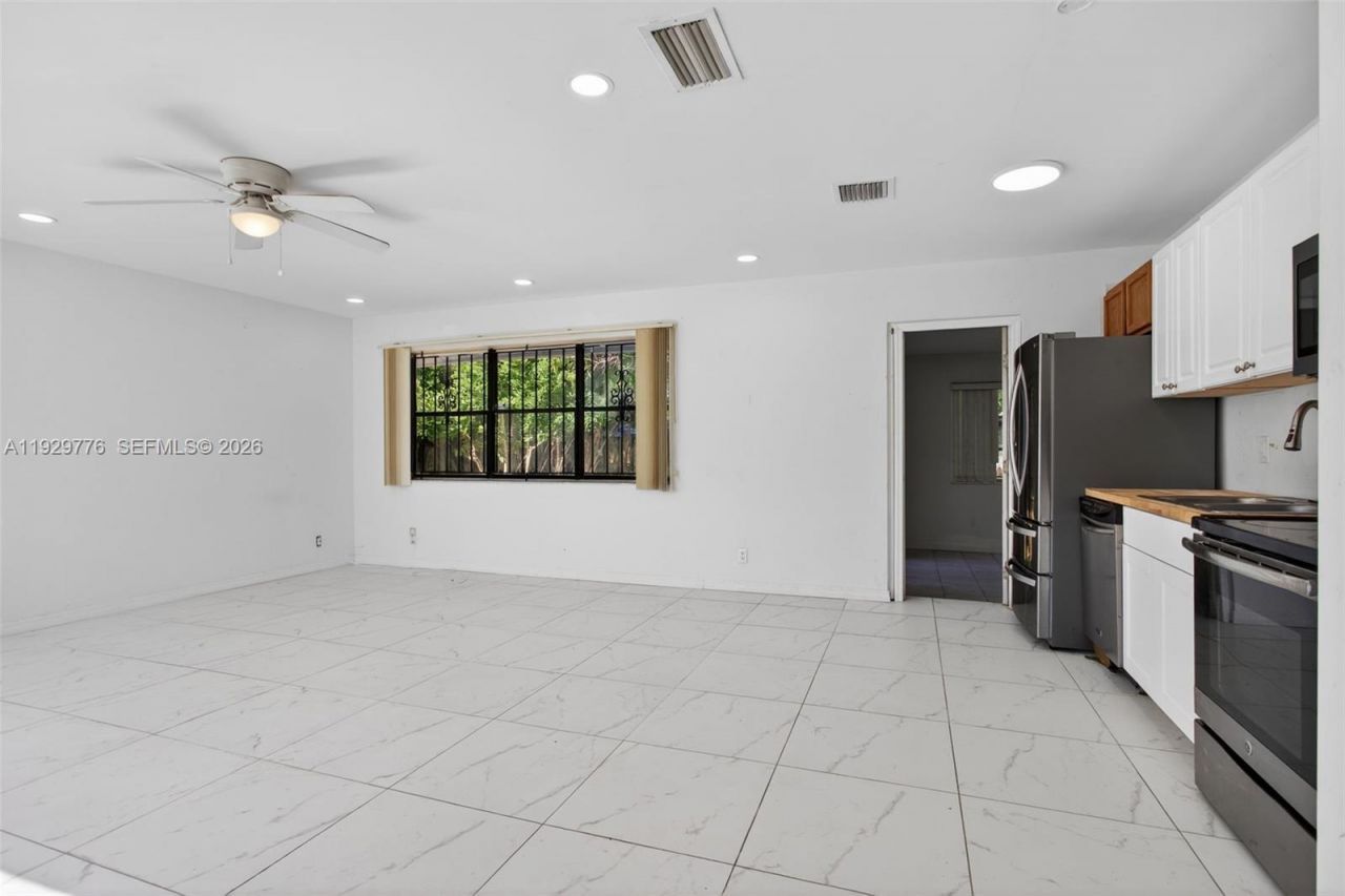 1249 NW 18th St, Fort Lauderdale, FL 33311 Photo