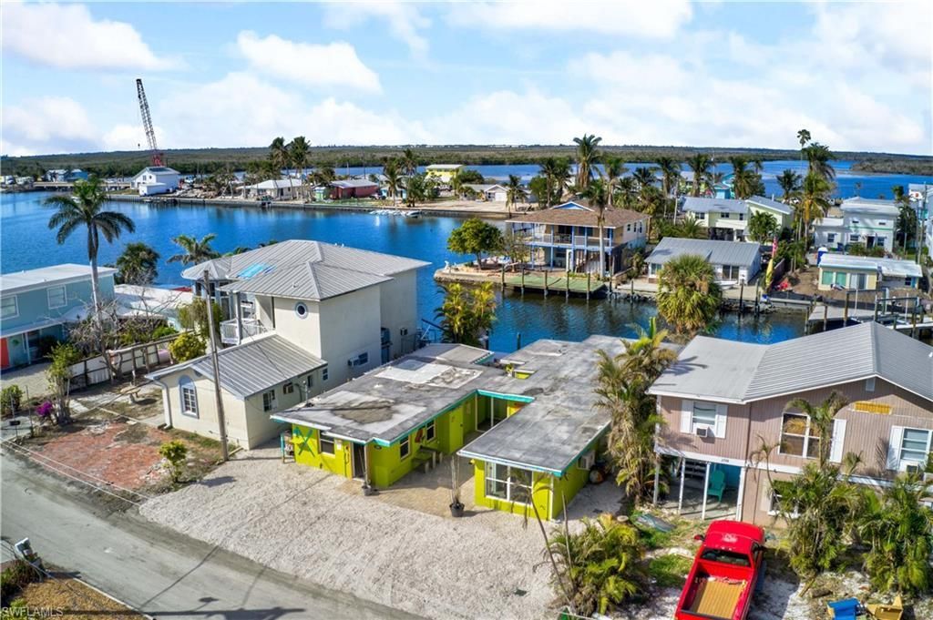 2606 Second St, Matlacha, FL 33993 Photo