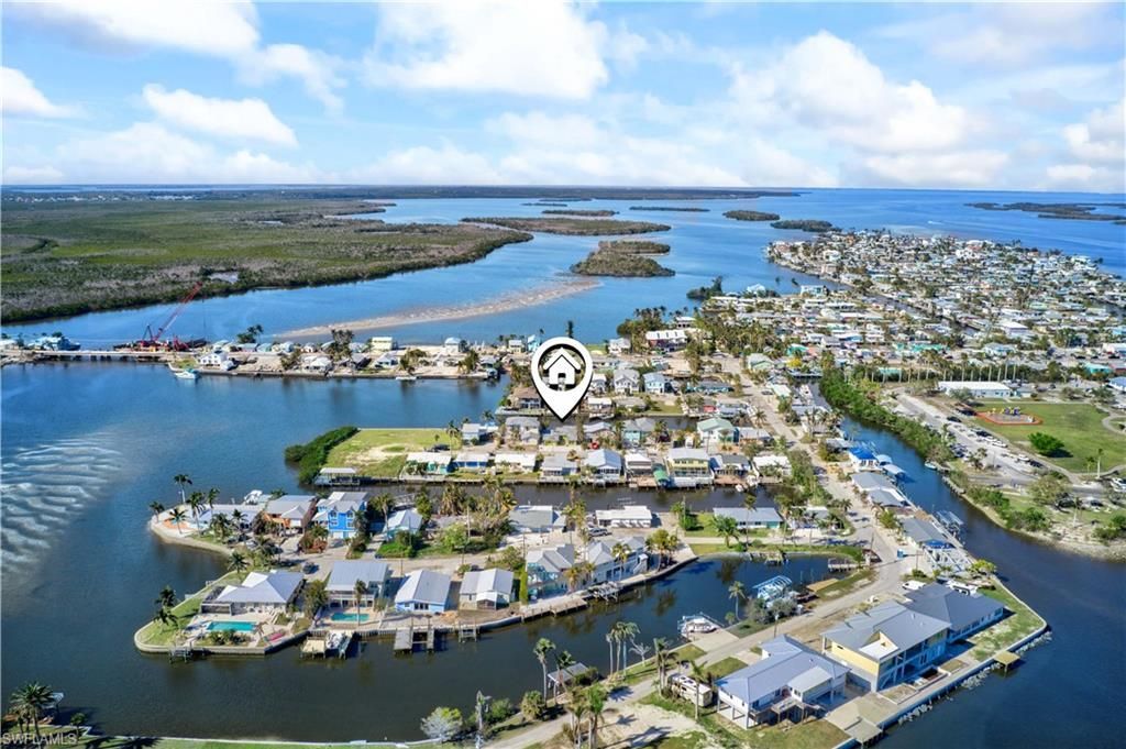 2606 Second St, Matlacha, FL 33993 Photo