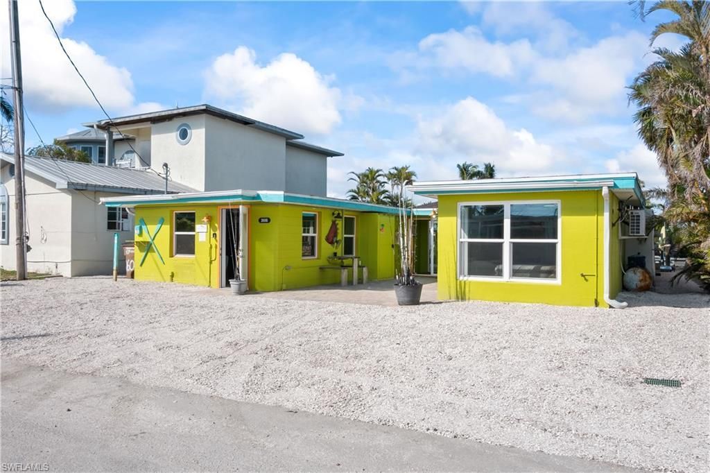 2606 Second St, Matlacha, FL 33993 Photo