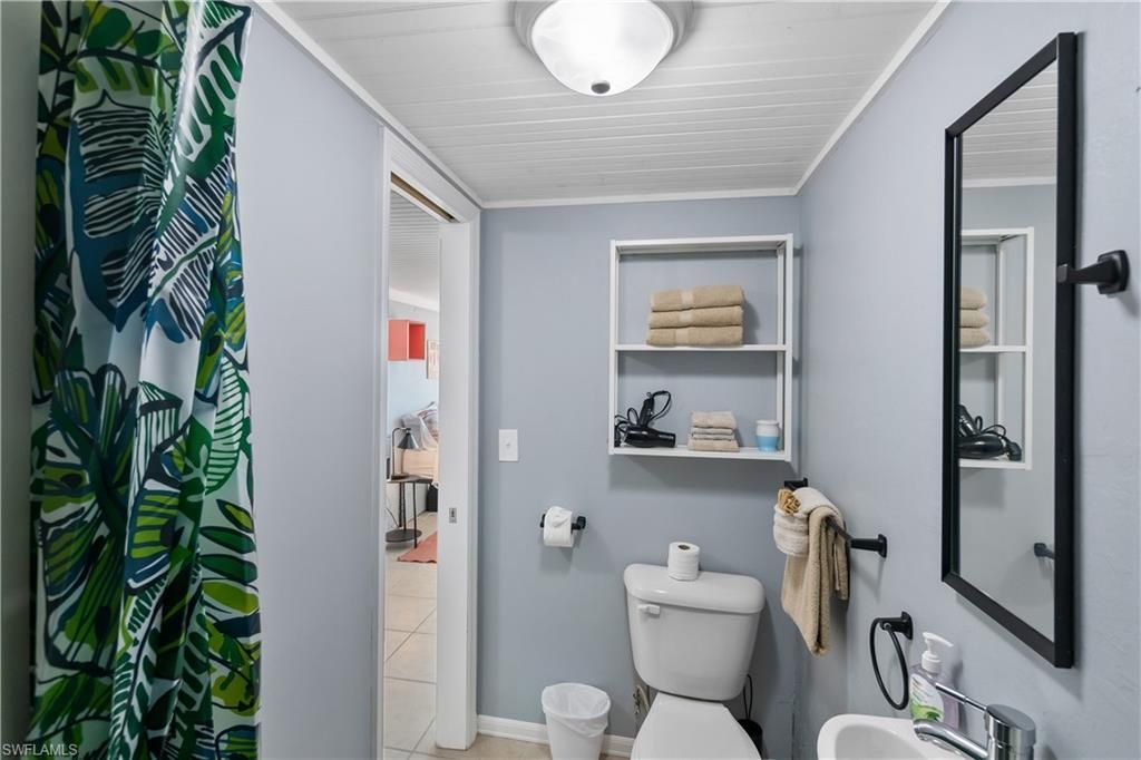 2606 Second St, Matlacha, FL 33993 Photo