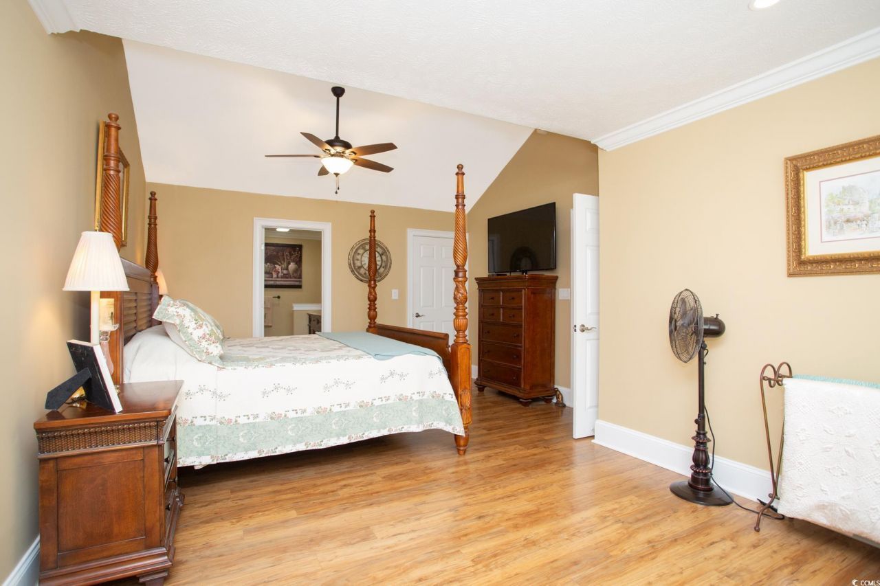 3886 Stillwood Dr. Photo 17