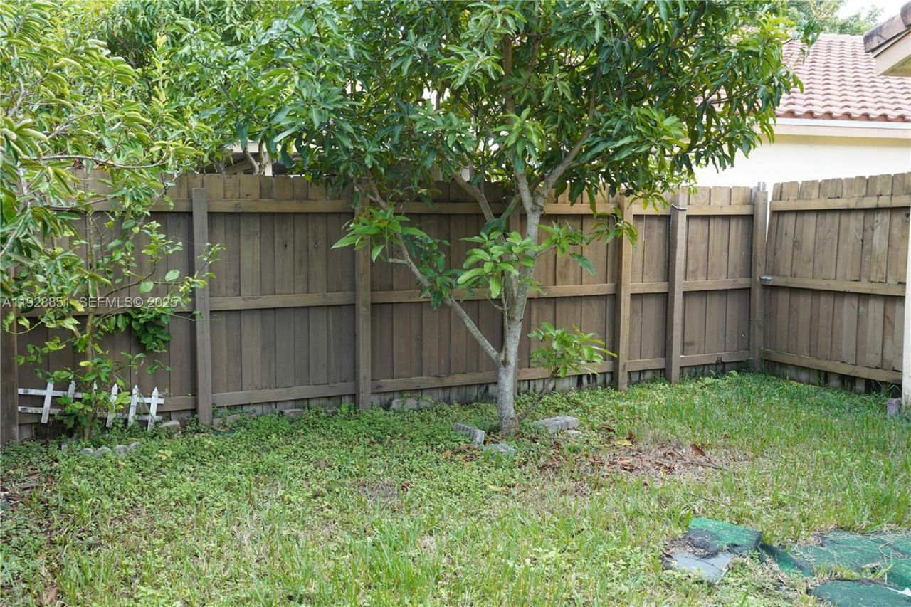 10245 SW 16th Court, Pembroke Pines, FL 33025 Photo