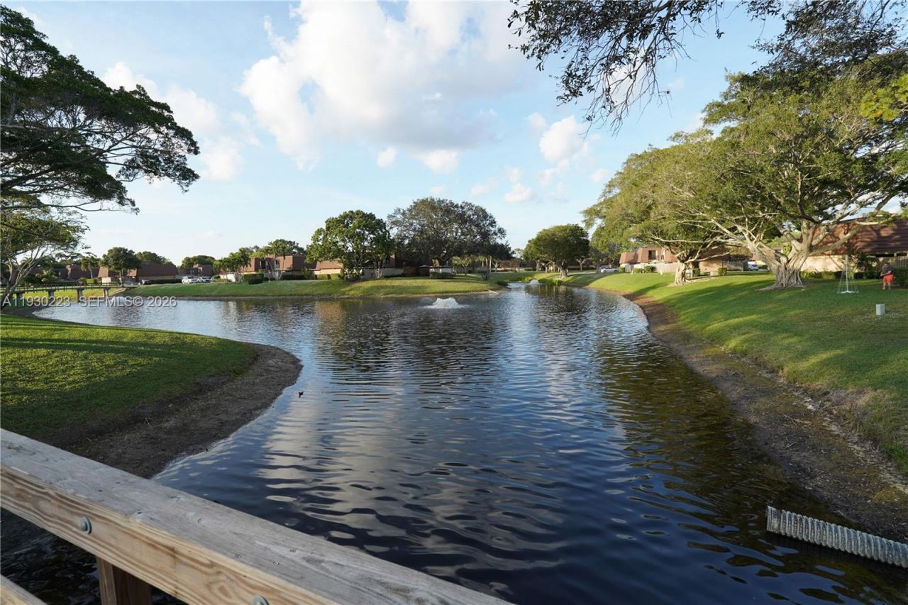 2427 24th Lane, Palm Beach Gardens, FL 33418 Photo