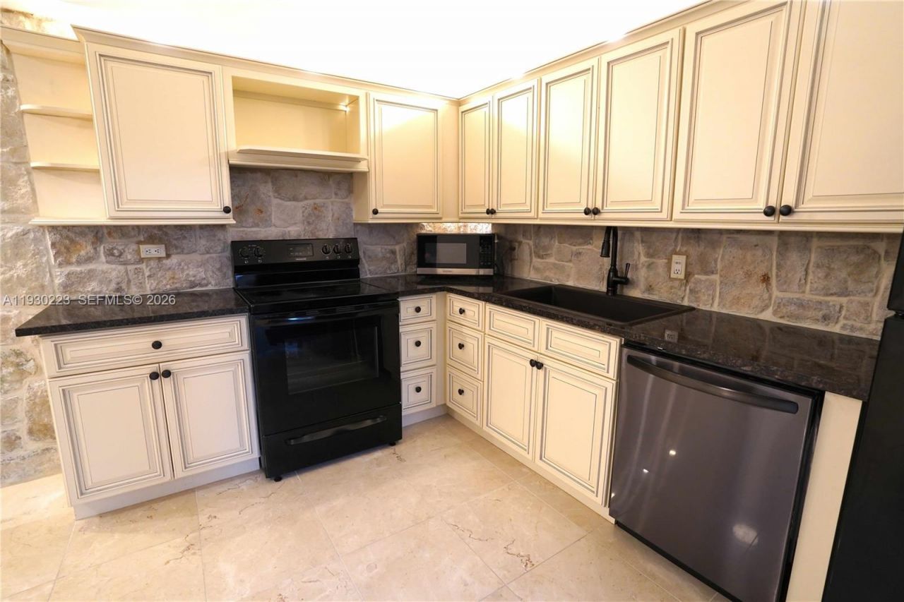 2427 24th Lane, Palm Beach Gardens, FL 33418 Photo