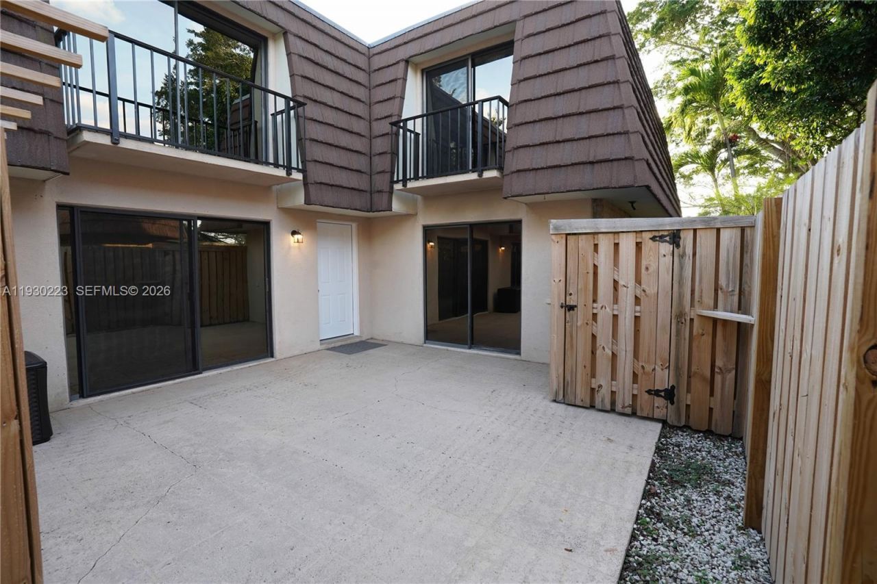 2427 24th Lane, Palm Beach Gardens, FL 33418 Photo