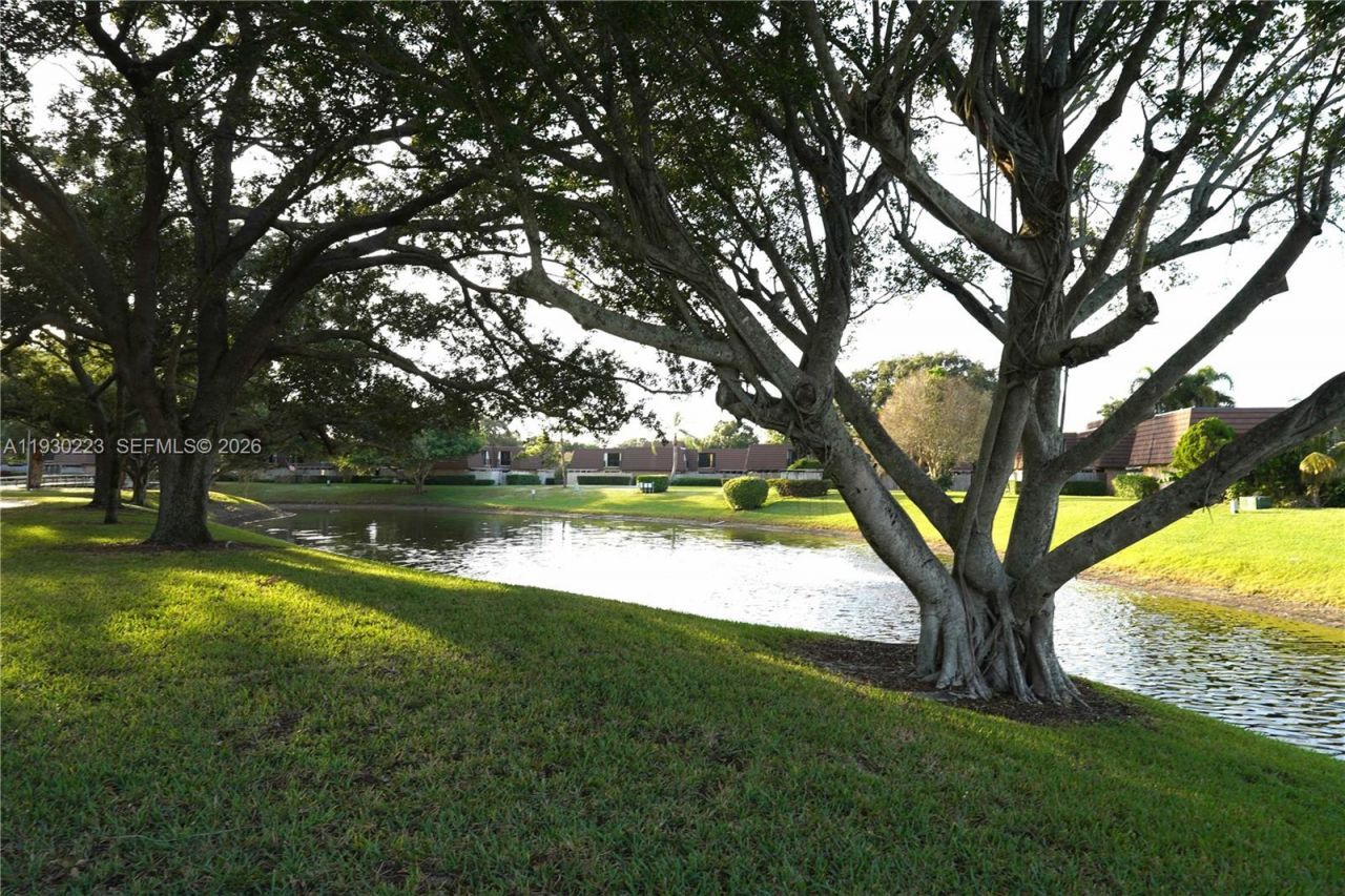 2427 24th Lane, Palm Beach Gardens, FL 33418 Photo