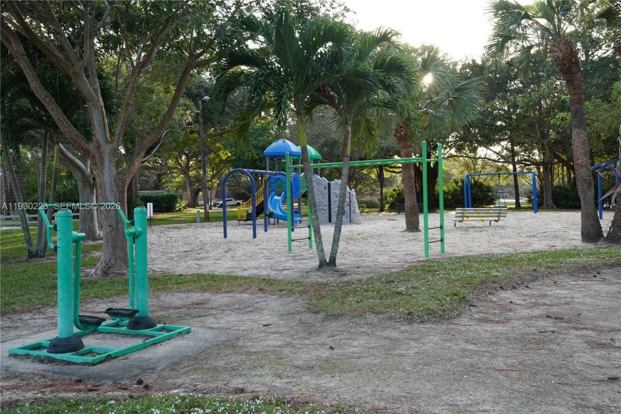 2427 24th Lane, Palm Beach Gardens, FL 33418 Photo