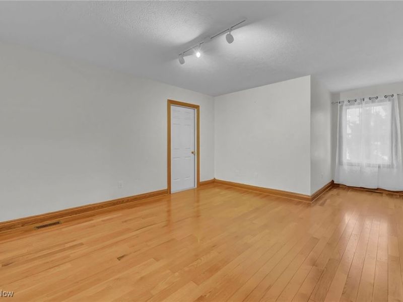 340 Granger Drive, Lagrange, OH 44050 Photo 28