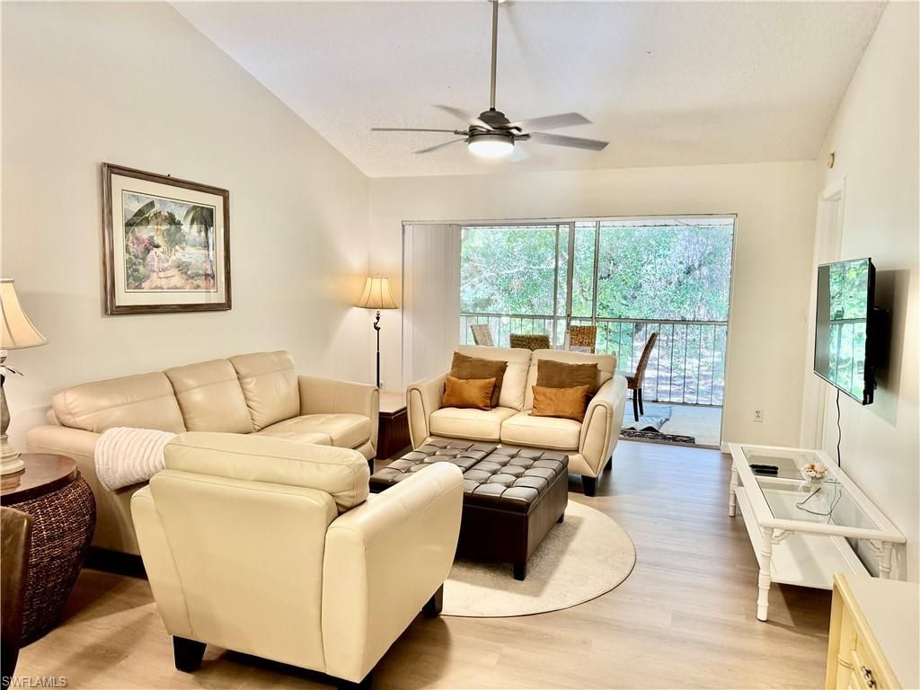 645 Squire Ct, Unit 202, Naples, FL 34104 Photo