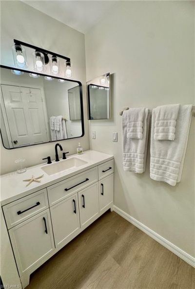 645 Squire Ct, Unit 202, Naples, FL 34104 Photo
