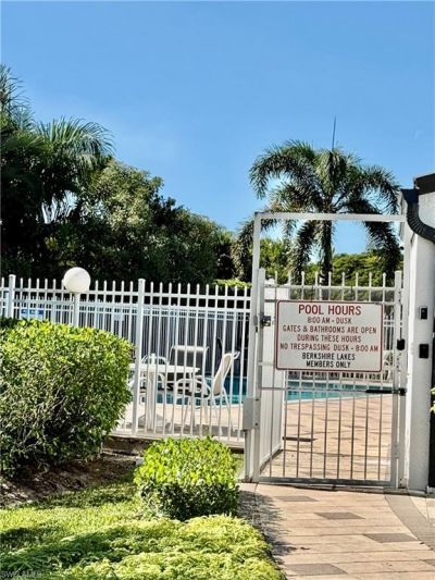645 Squire Ct, Unit 202, Naples, FL 34104 Photo