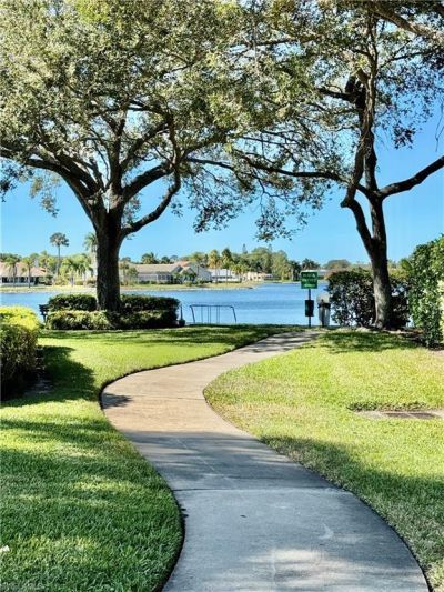 645 Squire Ct, Unit 202, Naples, FL 34104 Photo