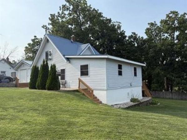 300 W Main Street, Montfort, WI 53569