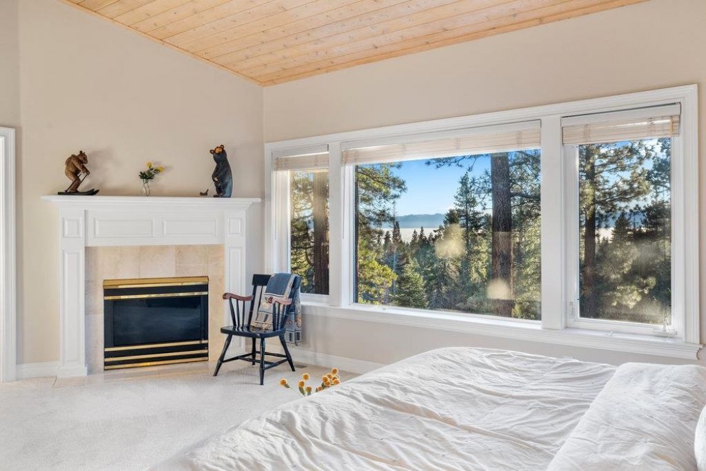 1360 Canterbury Drive, Kings Beach, CA 96143 Photo