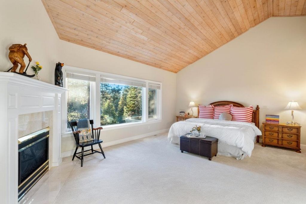 1360 Canterbury Drive, Kings Beach, CA 96143 Photo