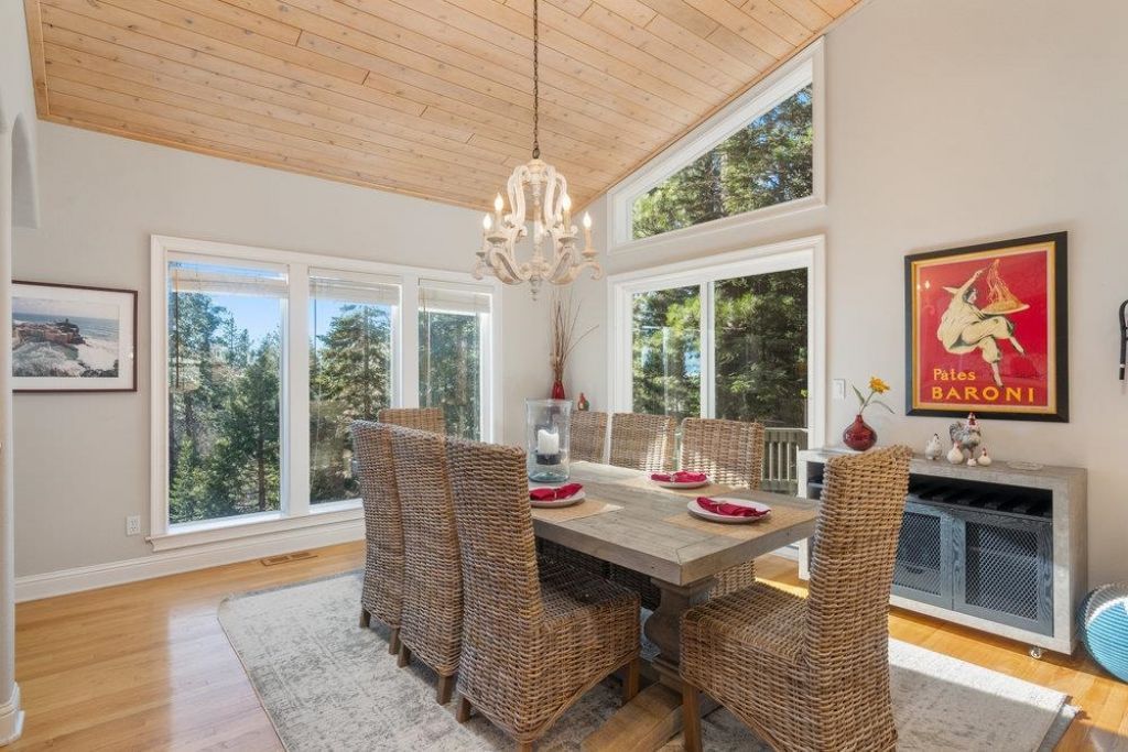 1360 Canterbury Drive, Kings Beach, CA 96143 Photo